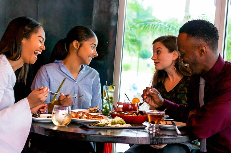 Restaurantes do ICON Park™ oferecem experiências gastronômica na International Drive de Orlando